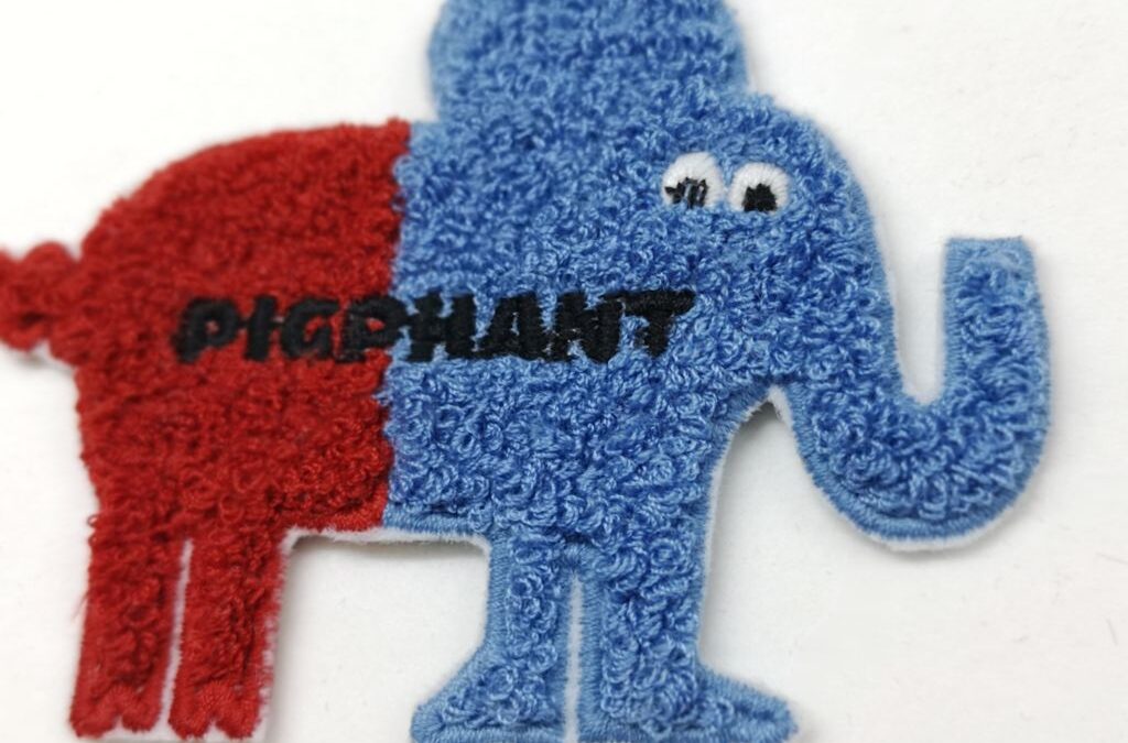 Elefante de musgo en 2 colores